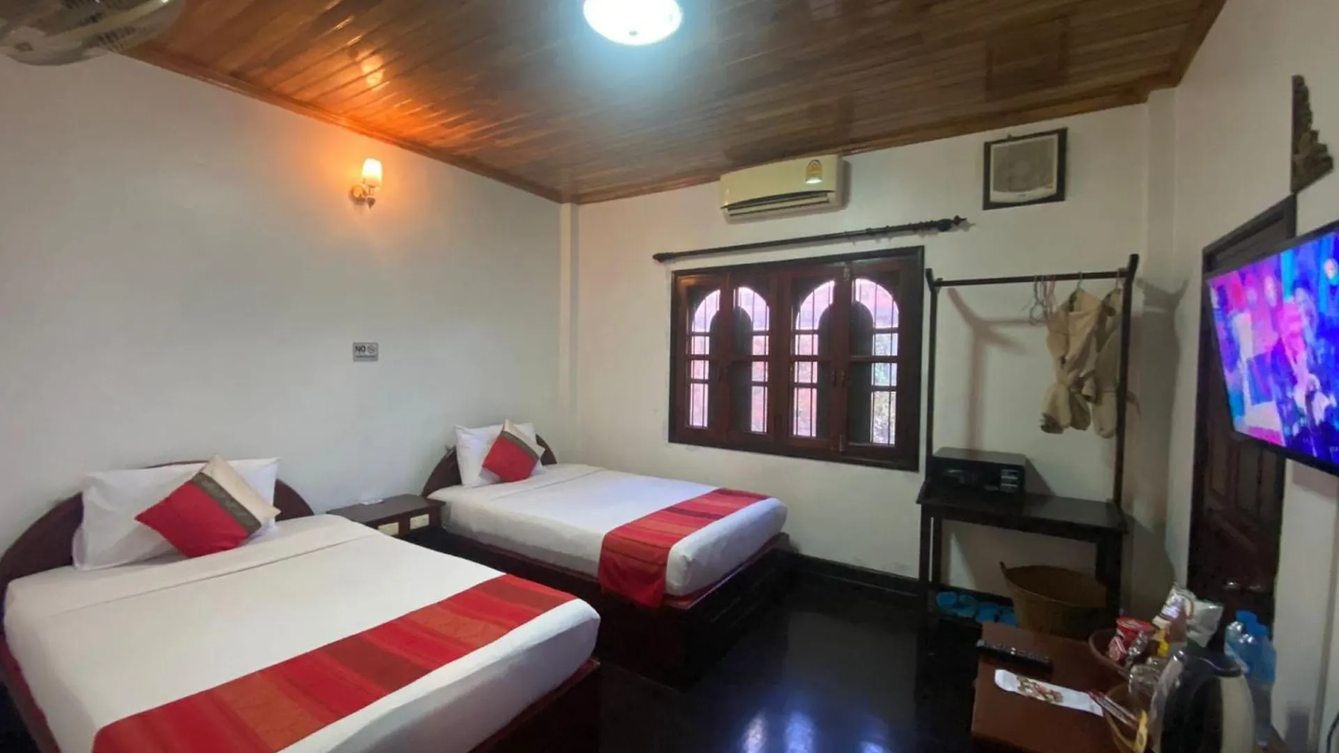 ****  Vangsavath Hotel Luang Prabang Laos